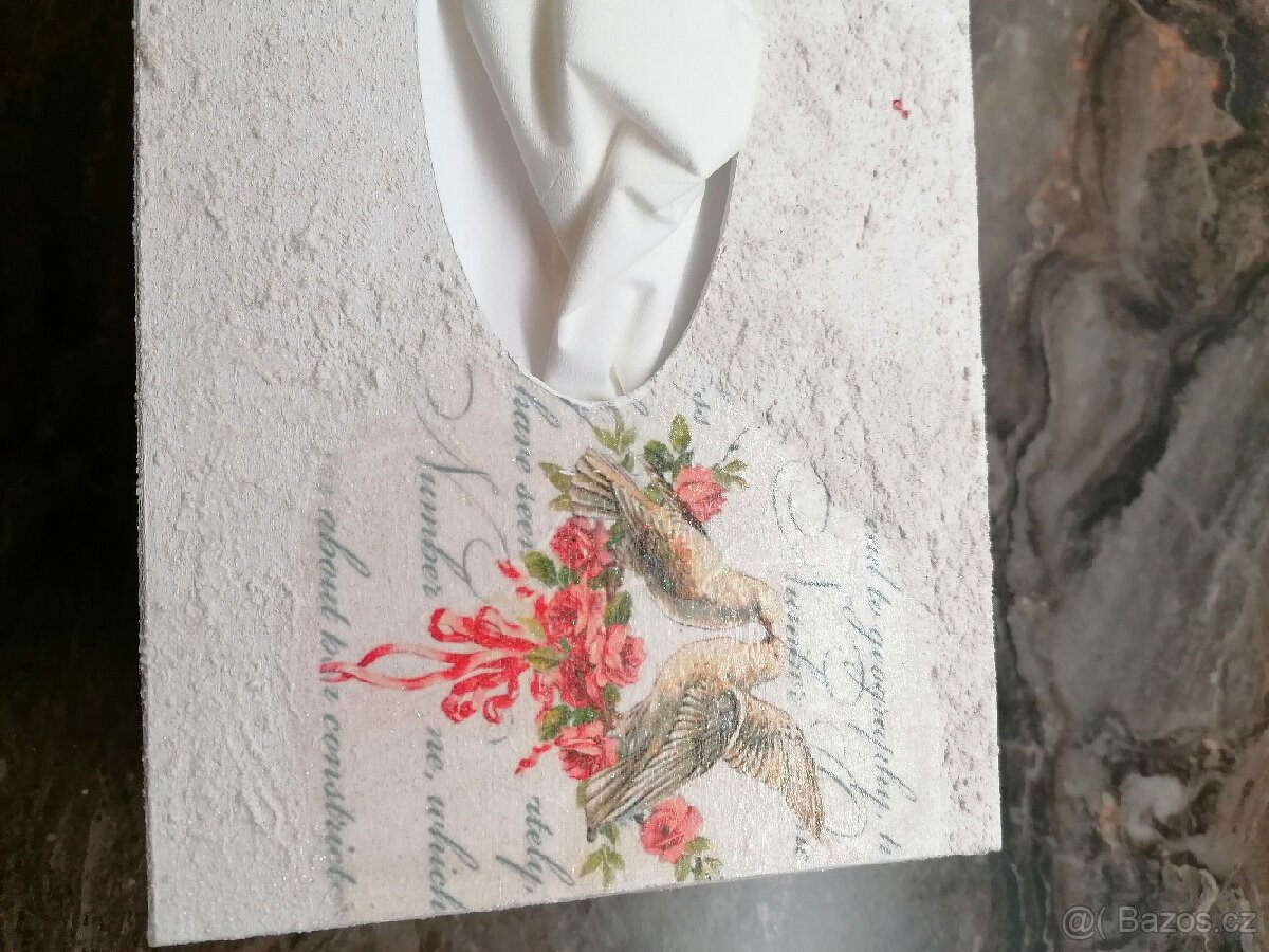 Dřevěná krabička na kapesníky - 6