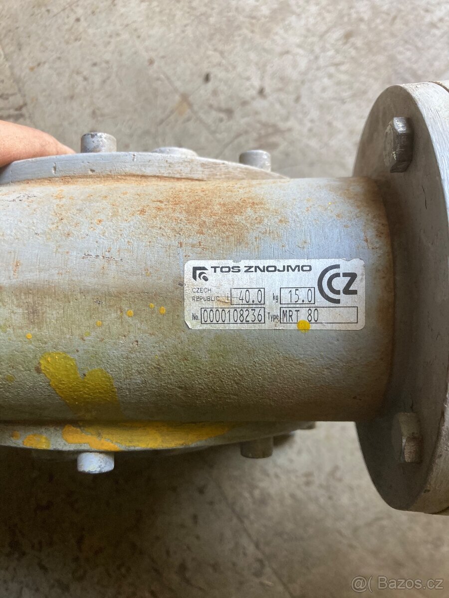 Elektromotor s převodovkou - 6