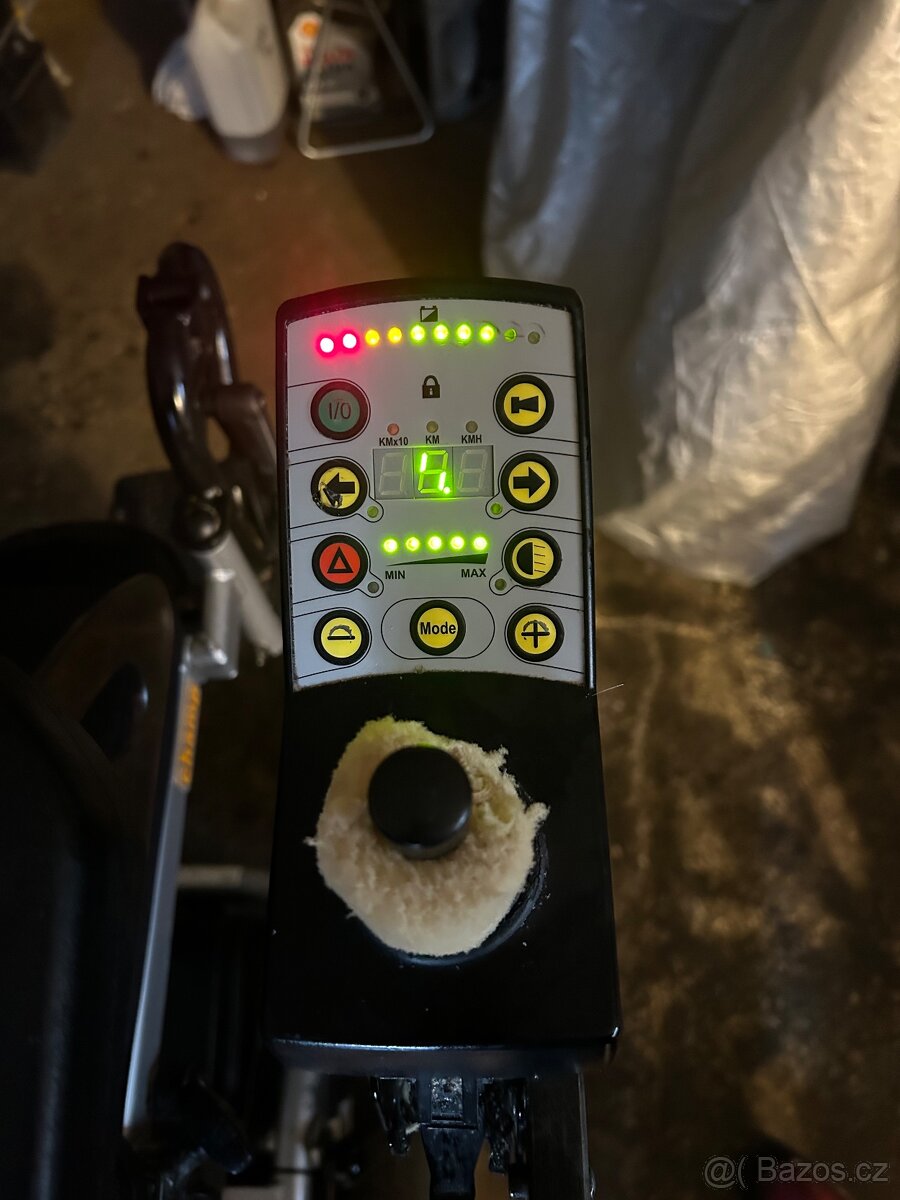 Elektrický invalidní vozík Meyra Champ - 6