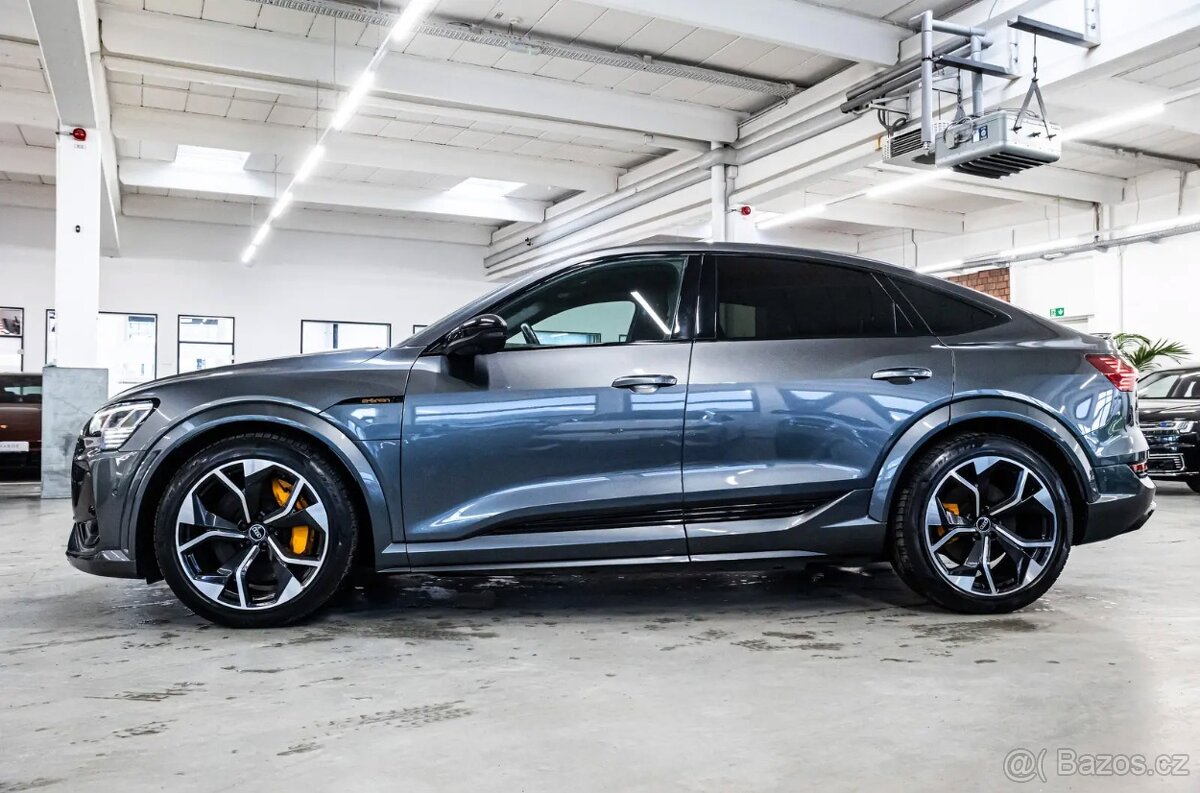 Audi E-tron S Sportback 370kw (503k), záruka, Matrix, R21 - 6