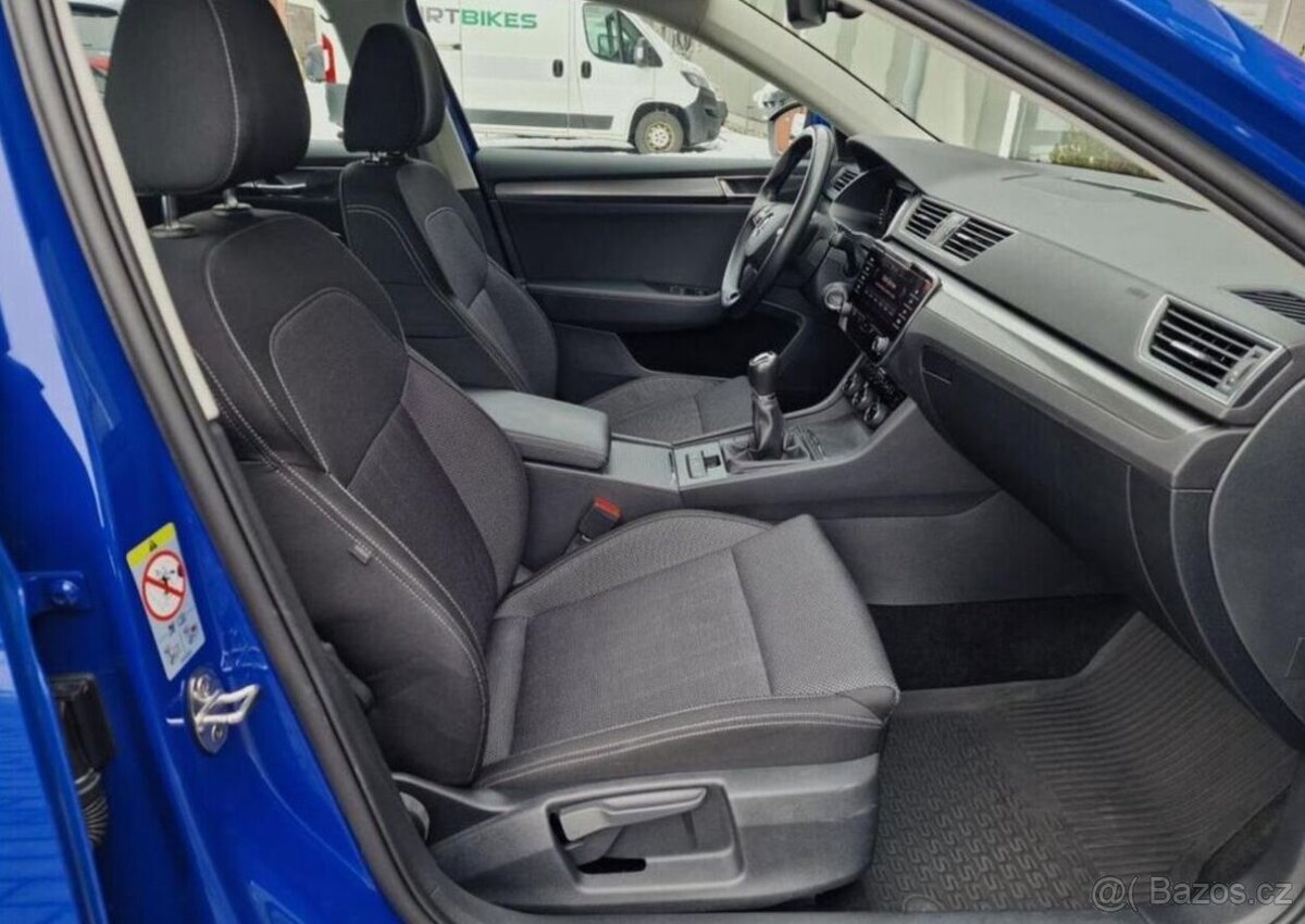 Škoda Superb, 1.5 TSI 110kW Style,1.Majitel - 6