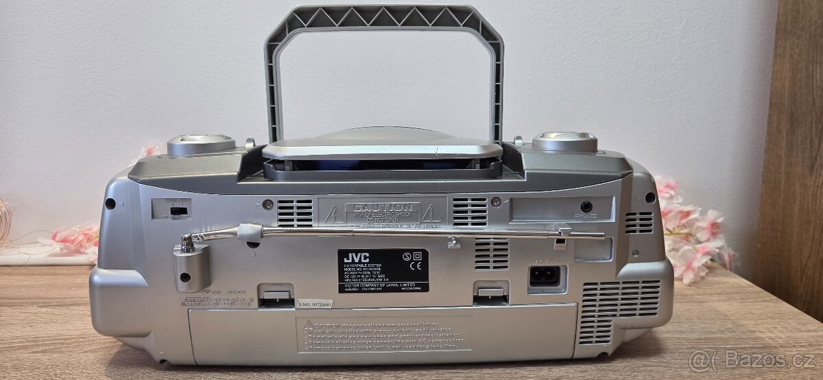 Rádio JVC - 6