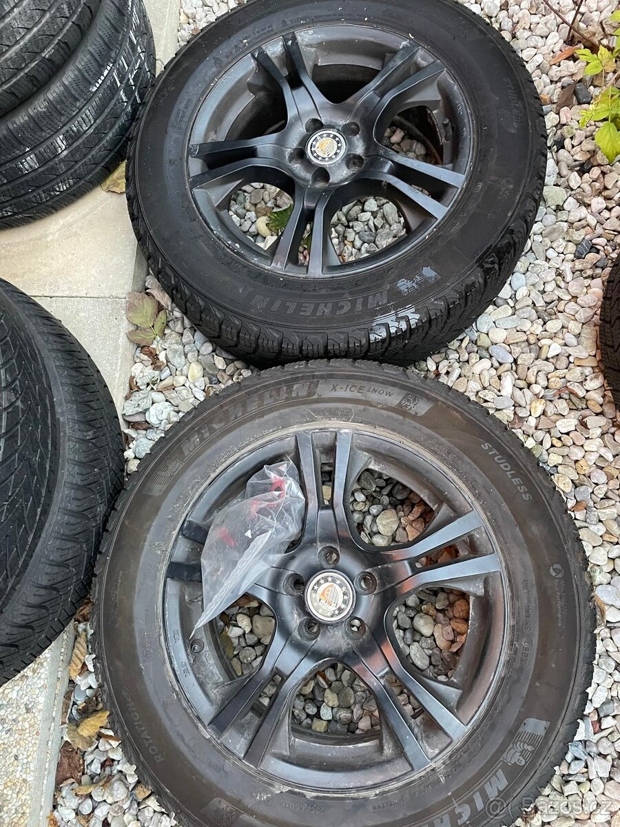 Disky Peugeot 807, Citroen C8,.. 7Jx16 a 215/60 R16 zimní pn - 6