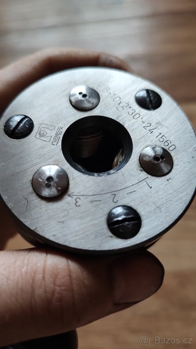 Válcovací hlava na závity - 6