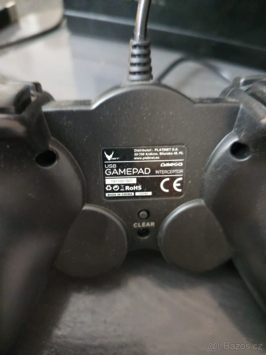 Herní PC DELL + herní klávesnice + ovladač - 6