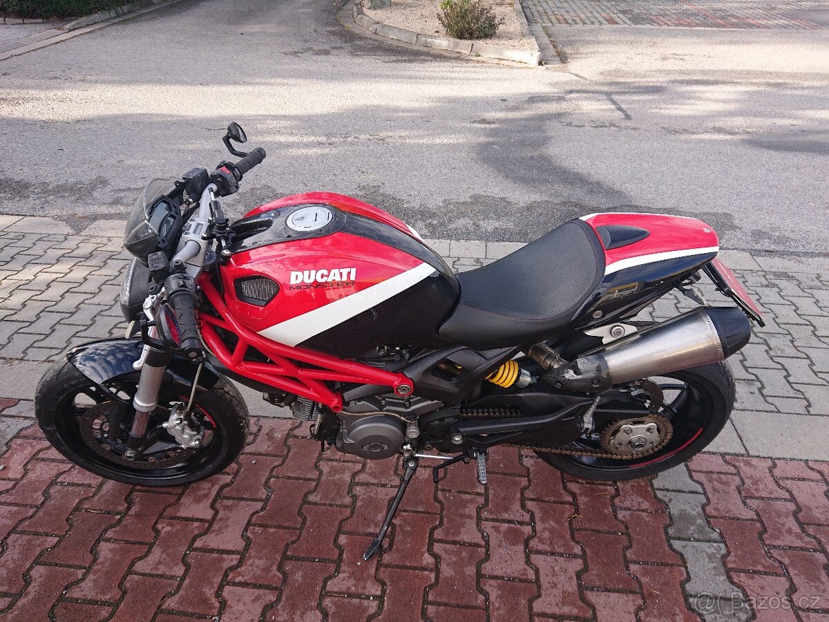 Ducati Monster 796 2011 - 6