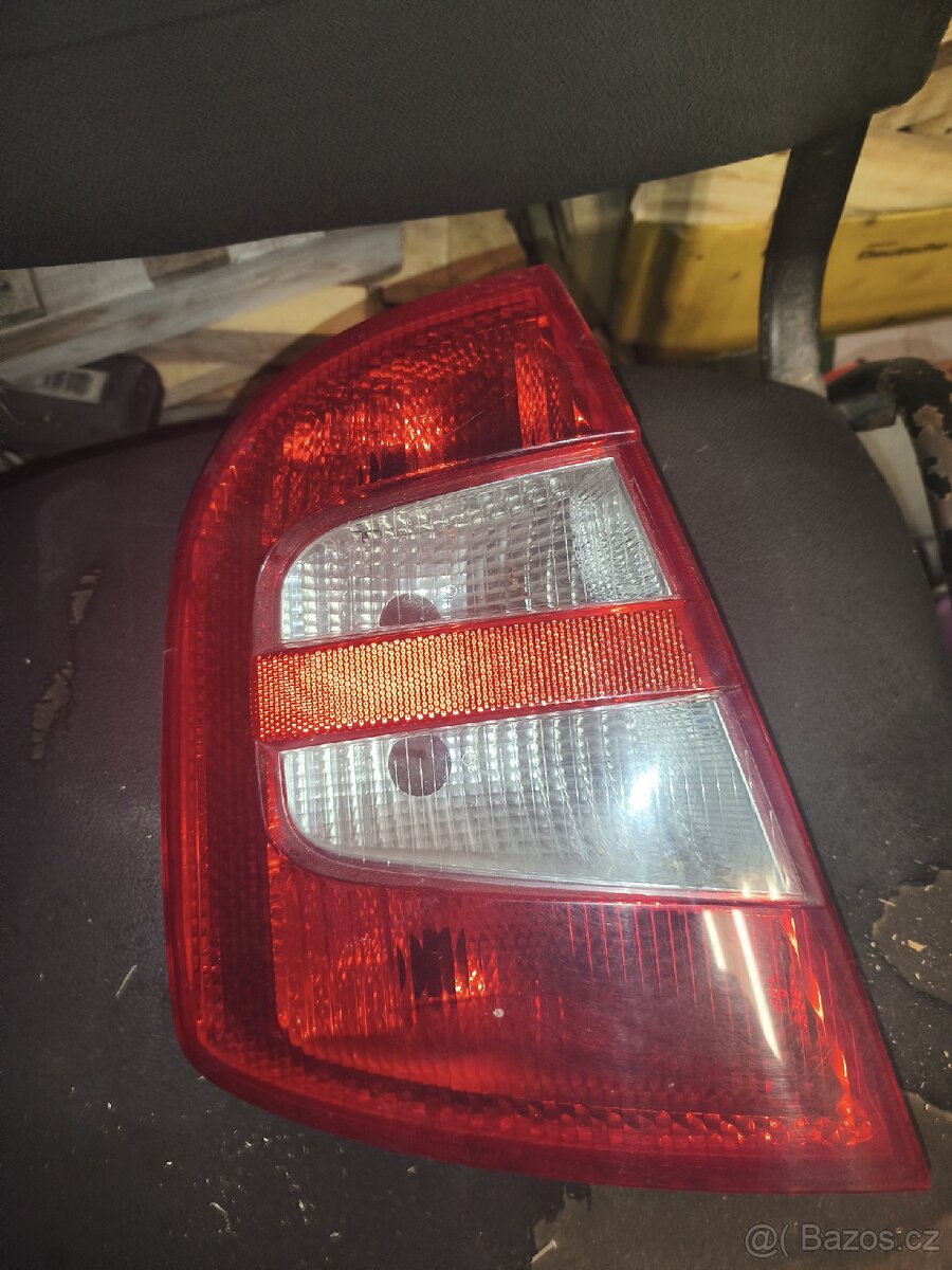 Škoda Fabia I (předfacelift) Zadní světla - 6