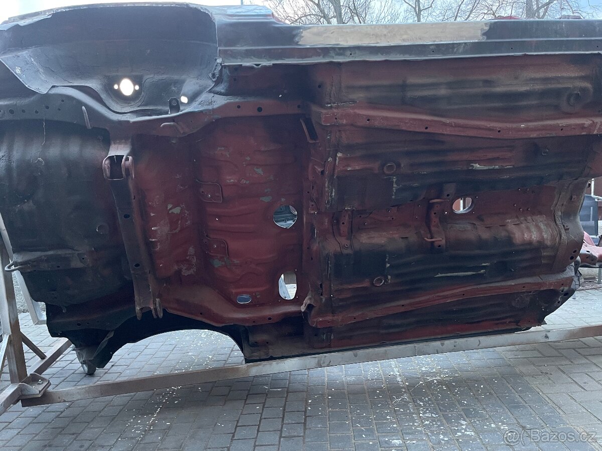 Honda crx ee8 karoserie - 6