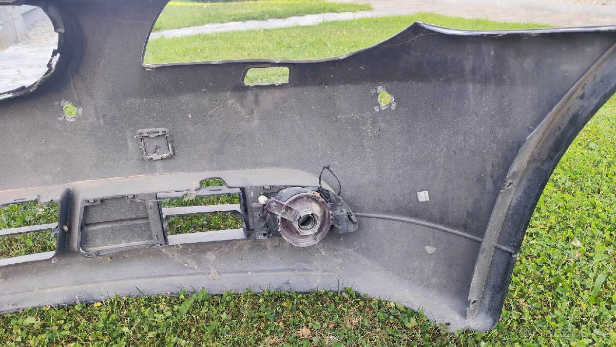 Nárazník BMW E61 - 6