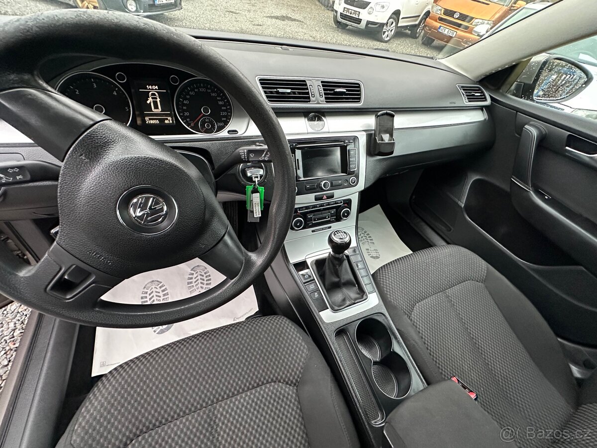 Vw Passat Combi 2.0tdi Super stav 218tis km Serviska - 6