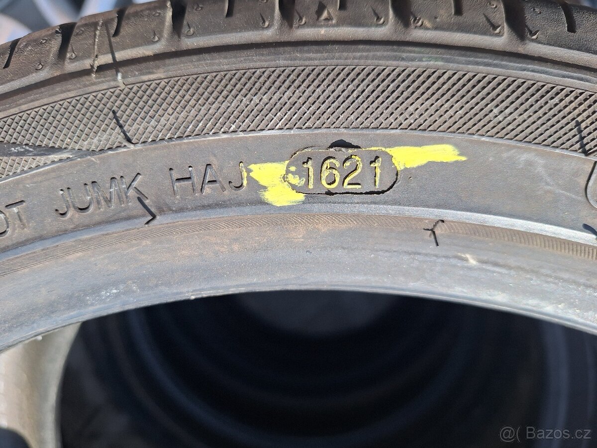 Prodám letní pneu 235/40/18 Goodride - 6