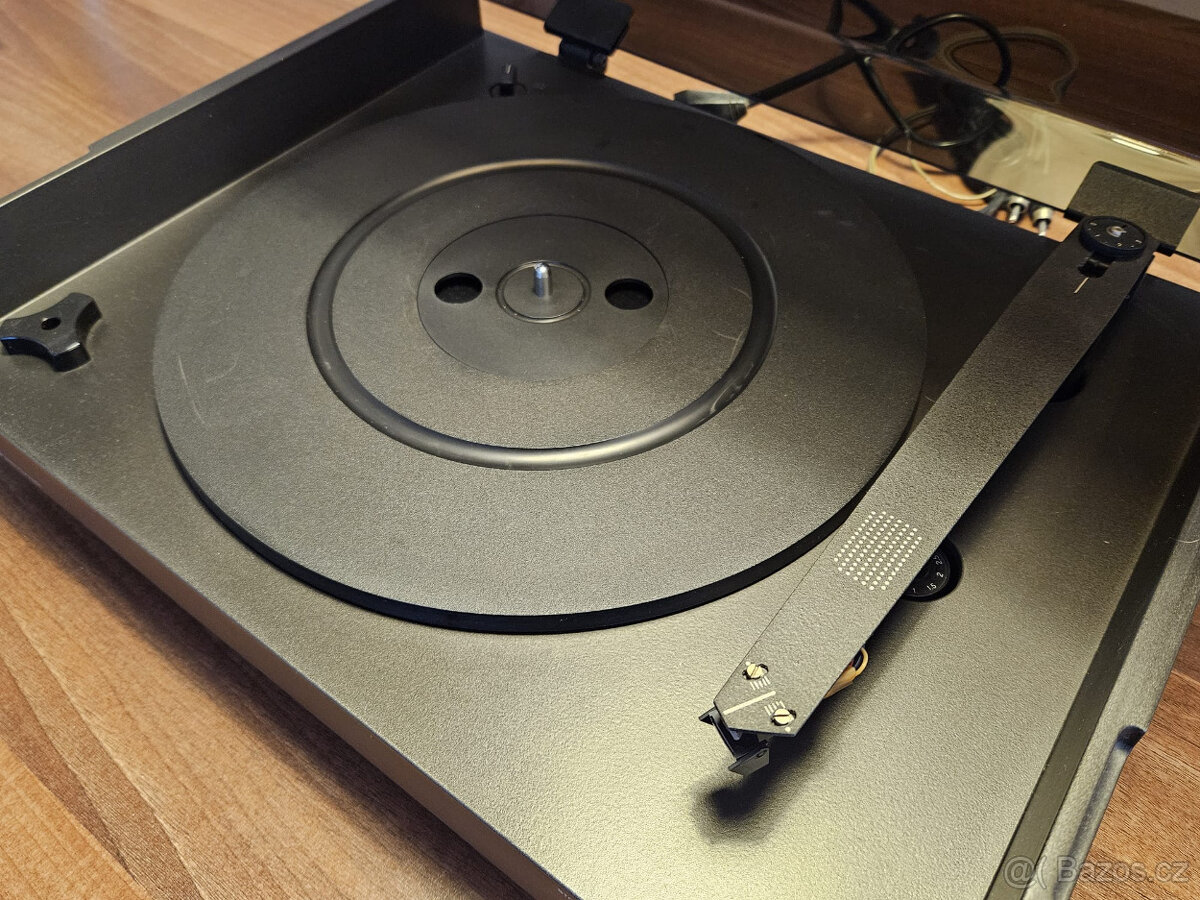 Gramofon NAD 5120 - 6