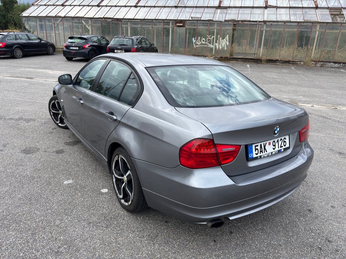 BMW e90 facelift 320d - 6
