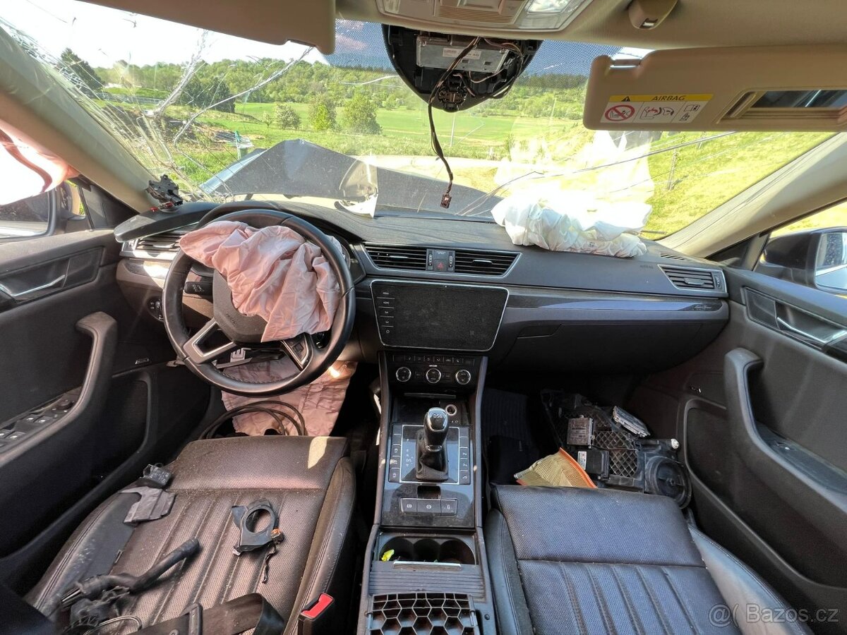 Škoda Superb 3 kombi L&K 2.0TDI 140KW DFCA SYW LF8V 2018 - 6