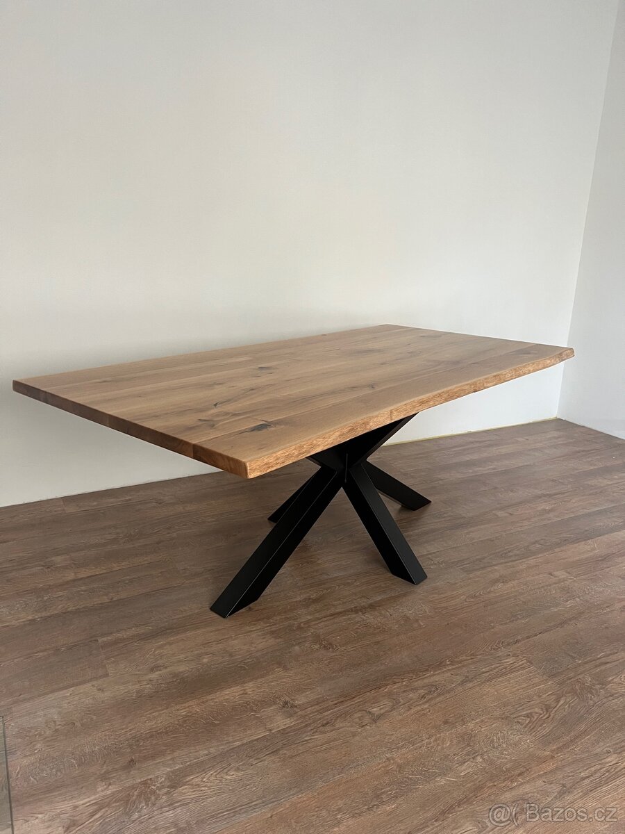 Dubový jídelní stůl - doprava ZDARMA - 6