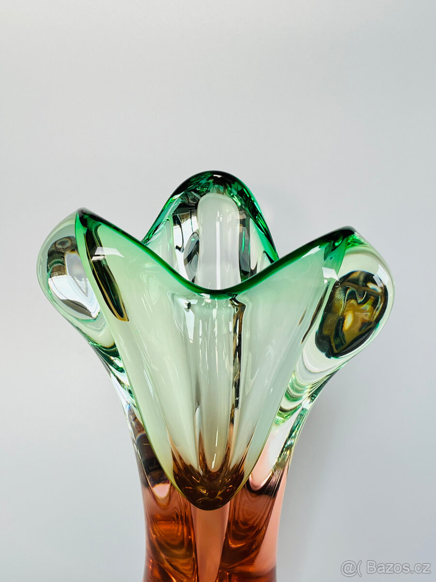 Váza 23 cm, barevné hutní sklo J. Hospodka Chřibská - 6