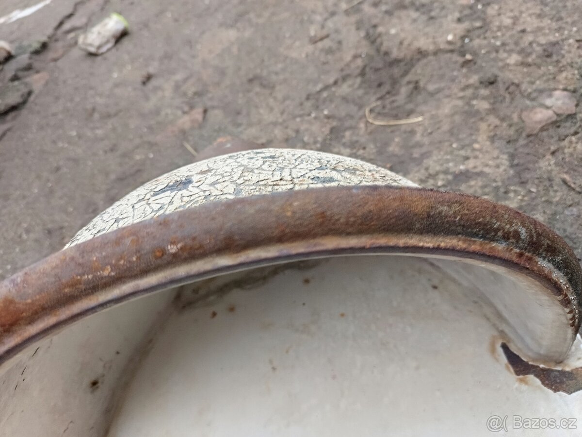 Stará litinová výlevka - 6