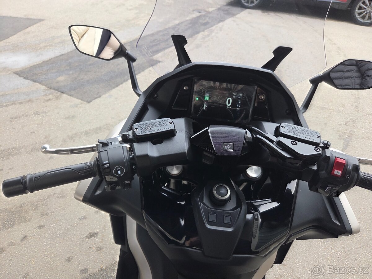 Honda Forza 750 - novy model - 6