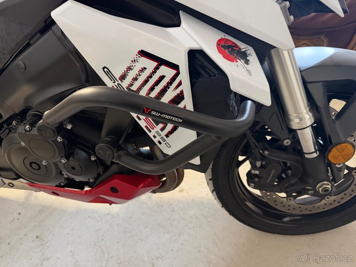 Suzuki GSX-S 950 - 6