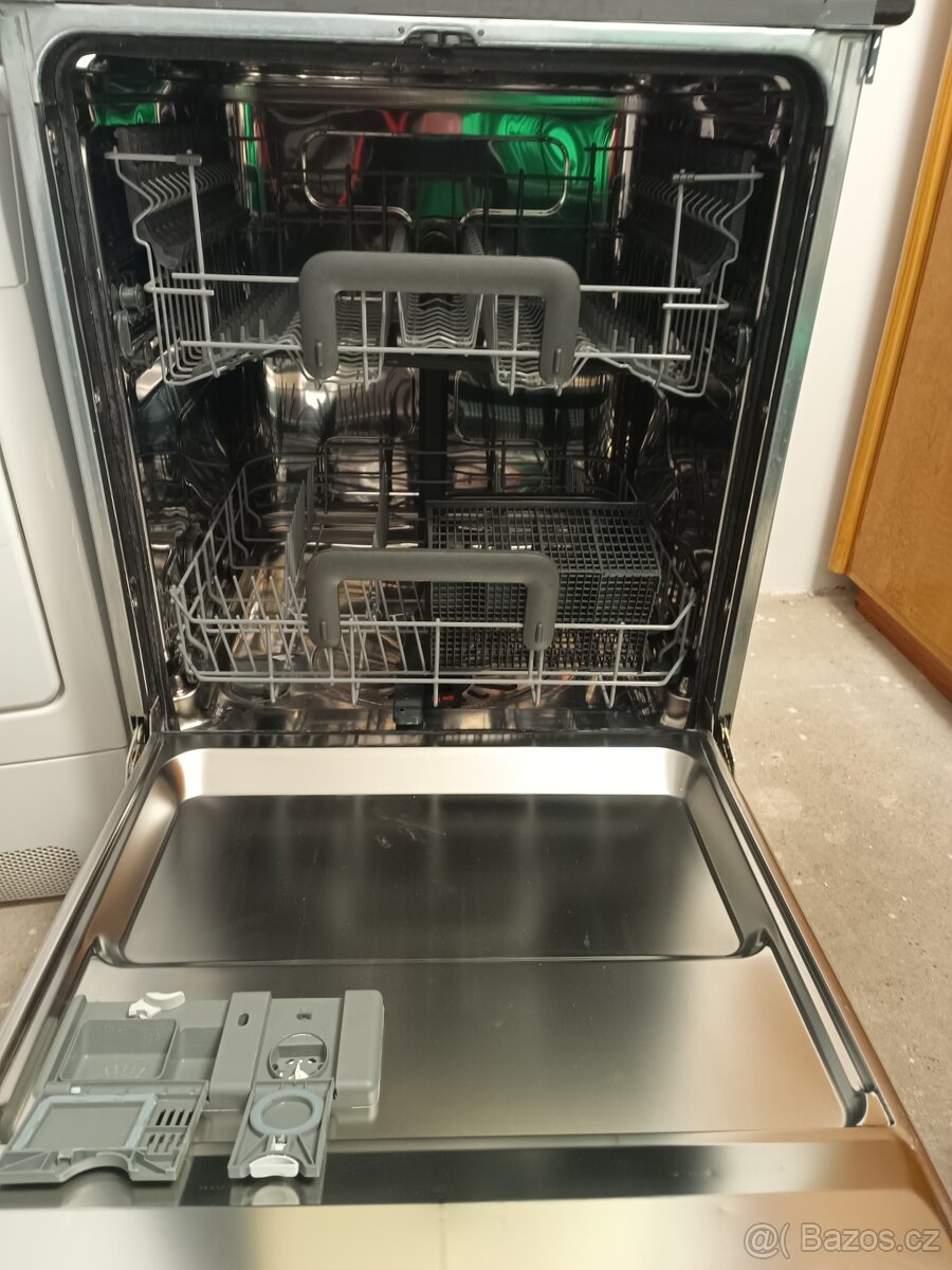 Vestavěná myčka 60cm - 6