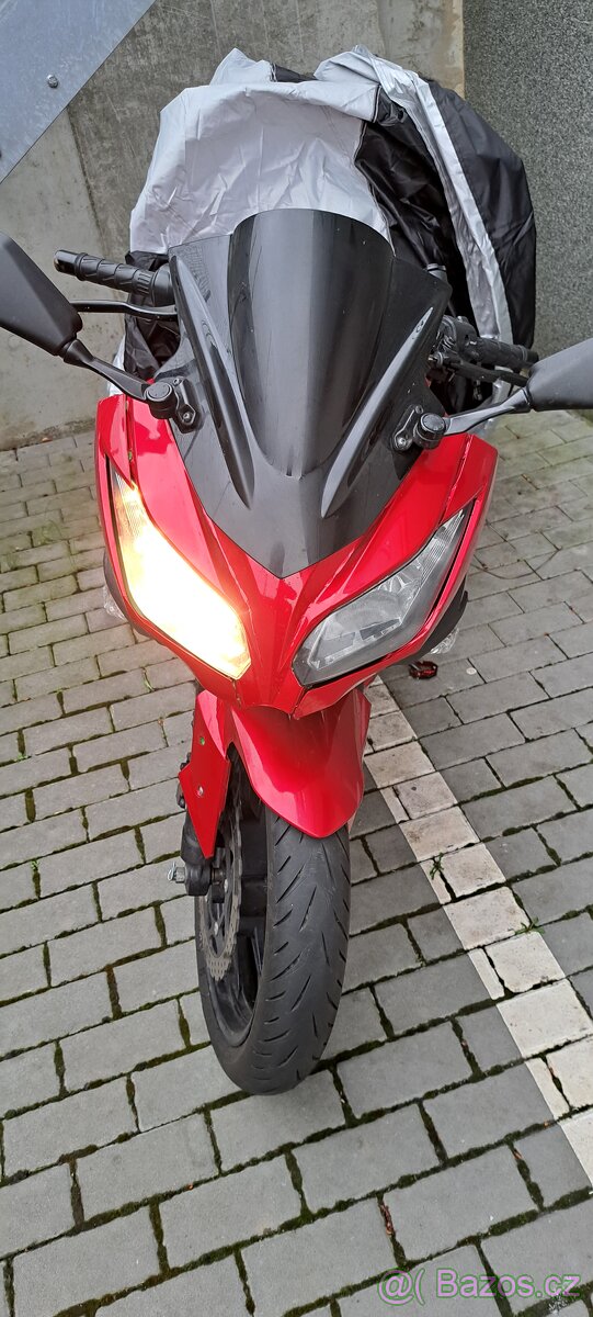 Kawasaki ninja 300 - 6
