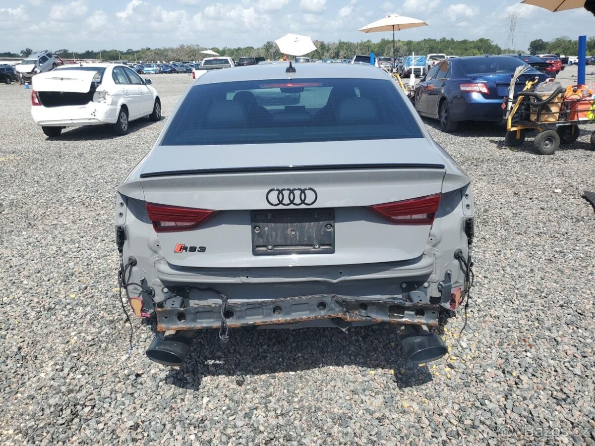 Audi RS3 2019 - 6