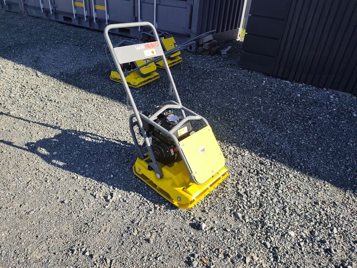 Jednosměrná vibrační deska Wacker WP 1550A - 6
