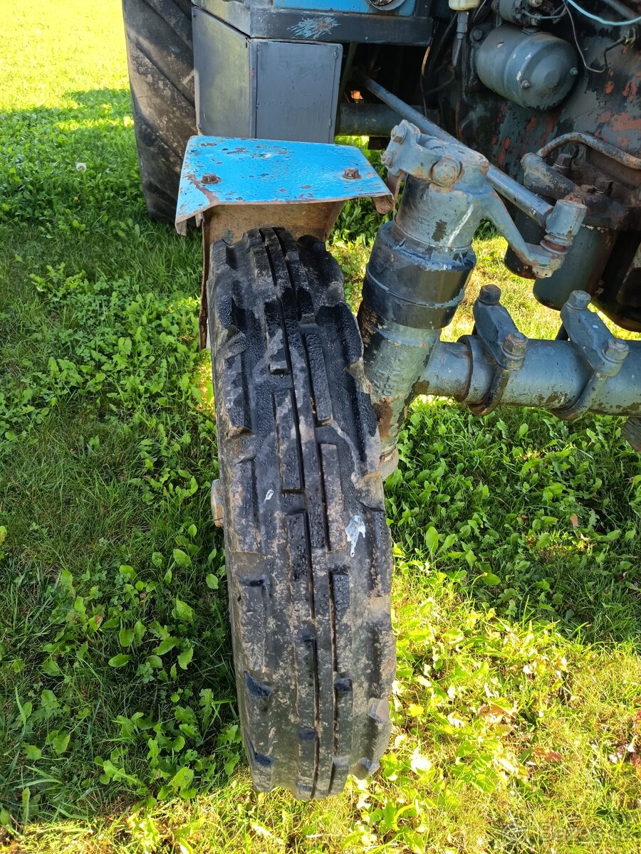 Prodám traktor - 6