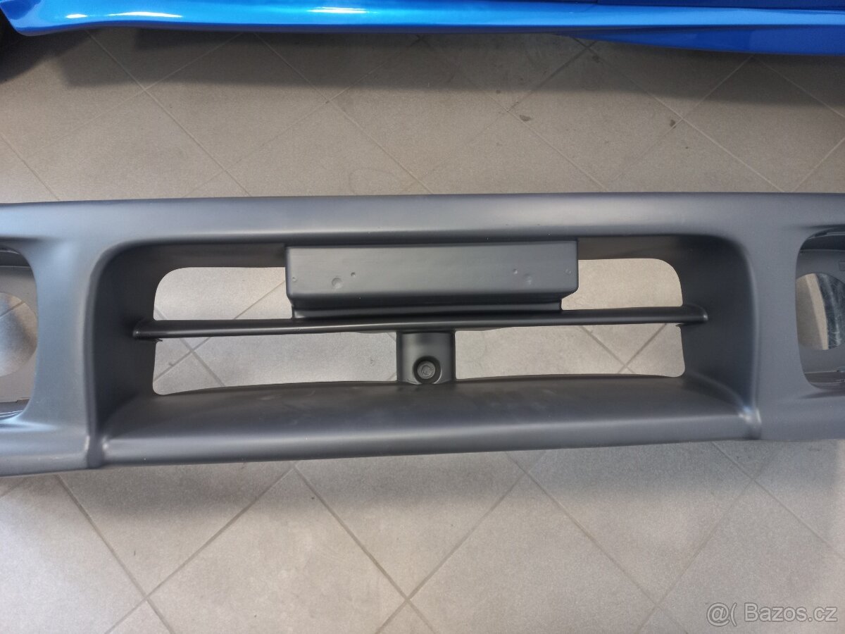Přední nárazník Subaru Impreza GT - 6