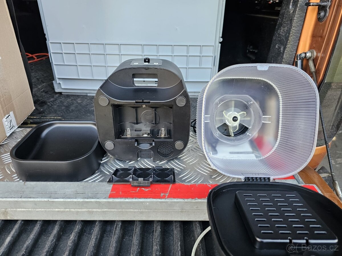 automat davkovac granuli smart krmitko psy kocky - 6