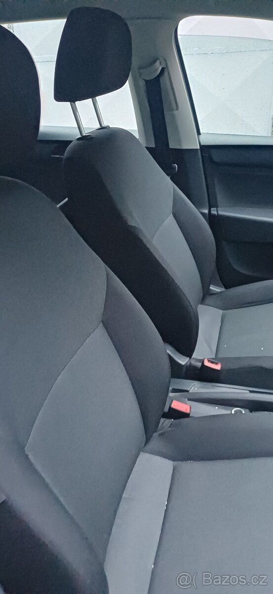 Ṣ̌koda Rapid 1.2Tsi 66KW 11/2015, naj.130Tkm.TK 11/27 - 6