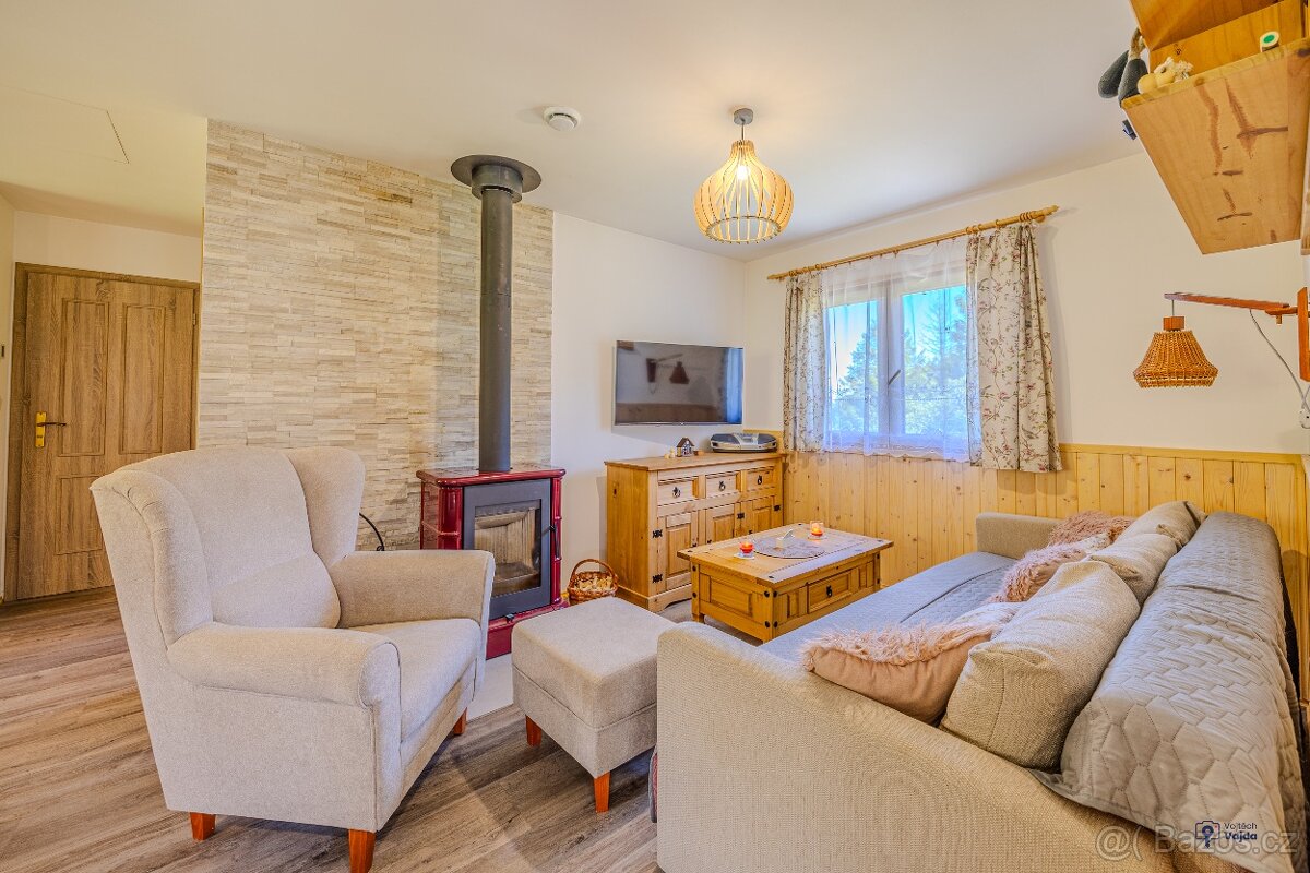 Prodej, chata s č. ev., obec Trojanovice. - 6