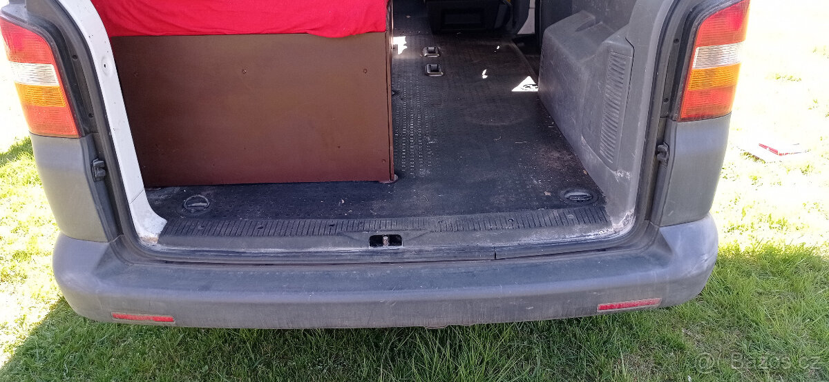 VW Transporter T5 - 6
