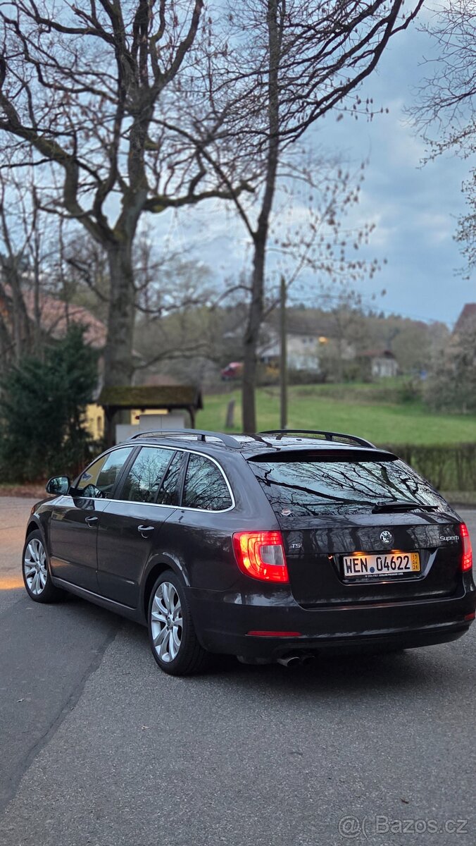 Škoda Superb 2 2011 - 6