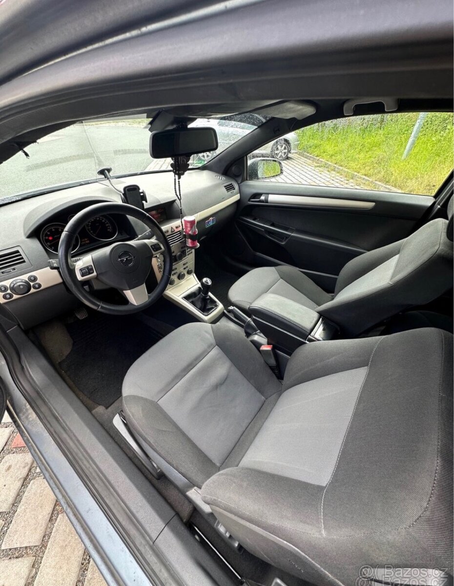 Opel astra h gtc 16v - 6