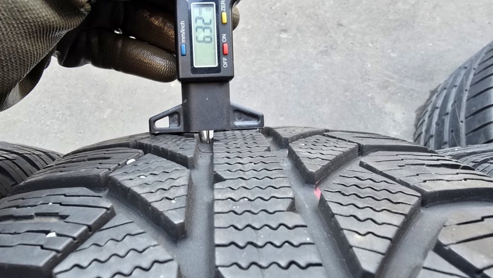 Zimní pneu 215/60/16 Semperit - 6