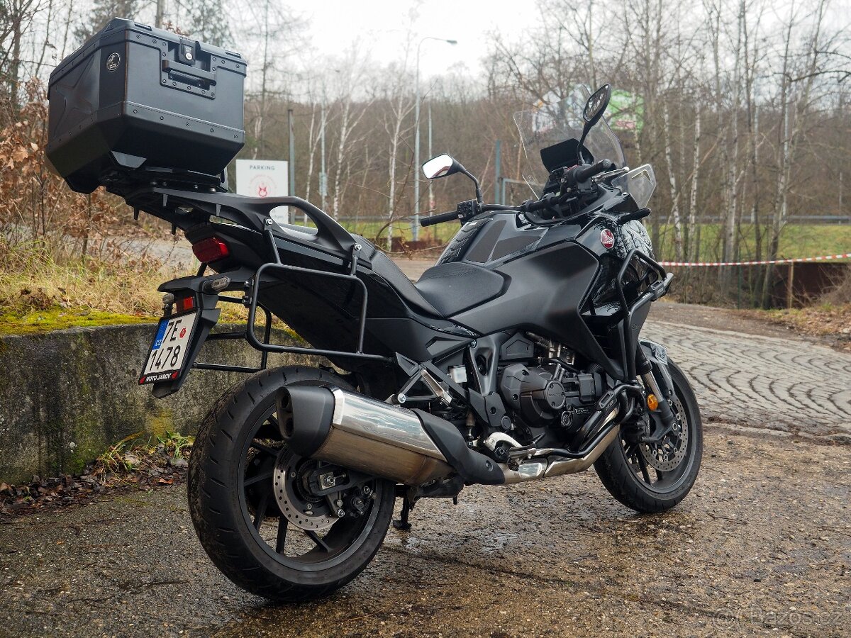 Honda NT1100 DCT, 2022, automatická převodovka - 6