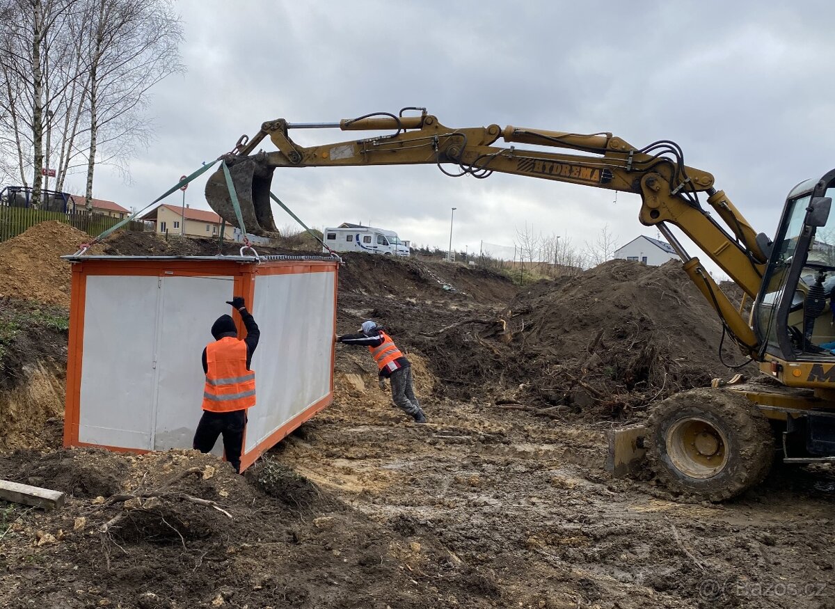 Kolové rypadlo HYDREMA M1100 - 6