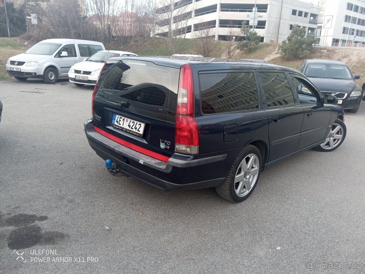 Volvo V70 2.4d 120kw - 6