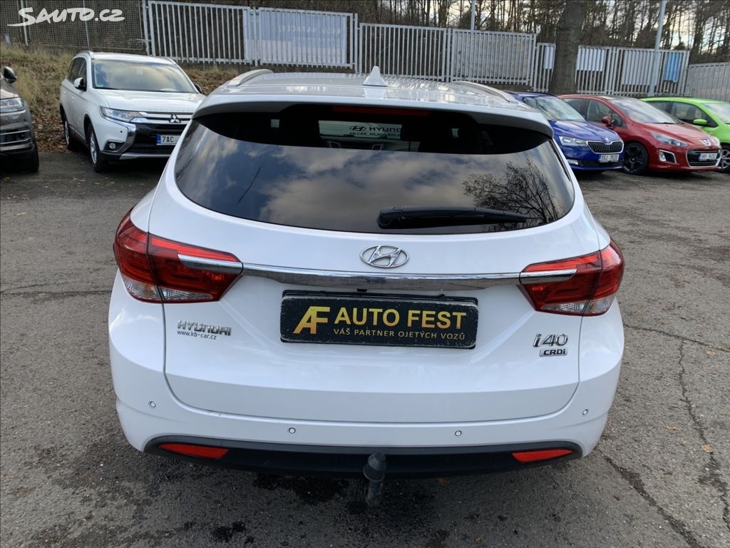 Hyundai i40 1,7 CRDi 104kW
Ojeté, 2017, 255 000 km - 6