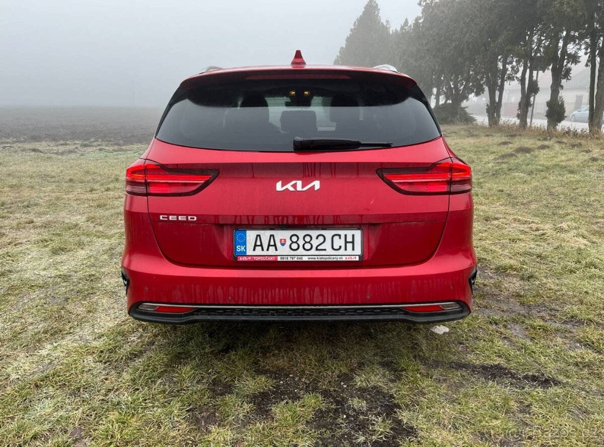 Kia Ceed SW 1.5 T-GDI - 6