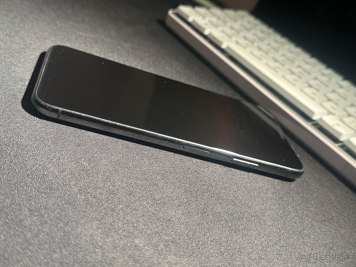 Apple iPhone XS Max 64Gb - 6