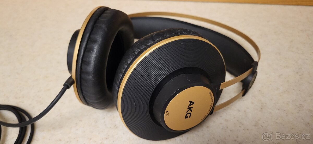 Sluchátka AKG K92 - 6