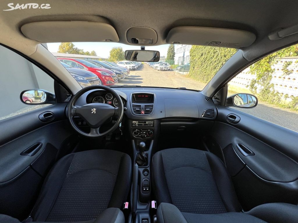 🚗 Peugeot 206 + 1.1i 44KW KLIMA KOUPENO V ČR - 6