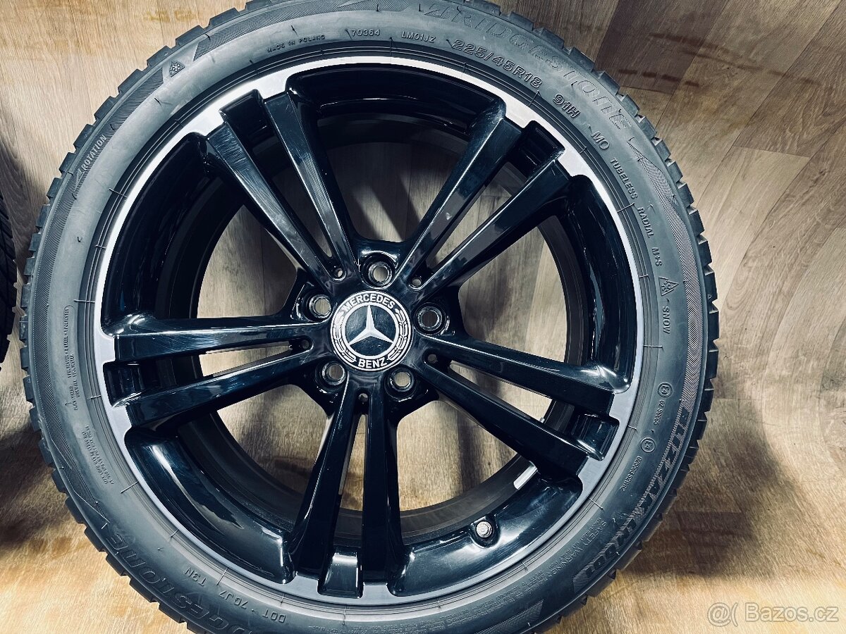 Originál zimní kola Mercedes A R18 W177 - 6