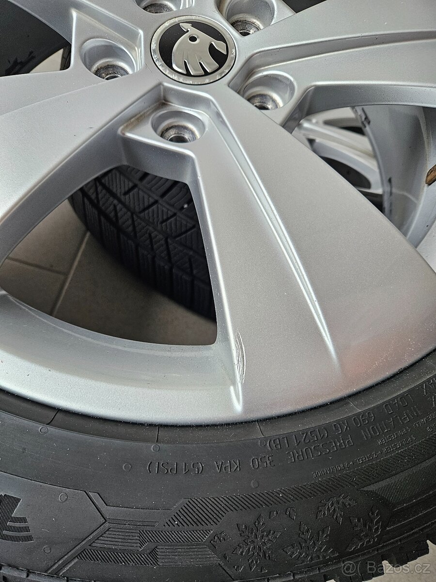 Orig. Skoda 5x112 Zimní Barum 215/50/17 - Zánovní - 6