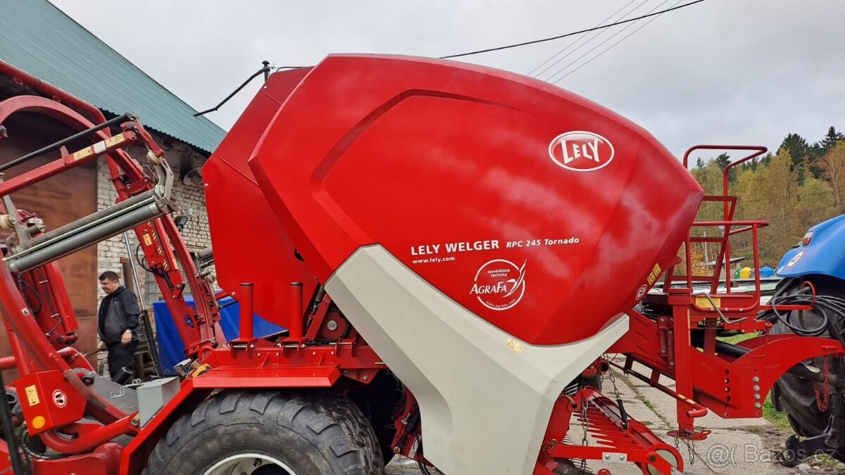 Lis s baličkou Lely Welger rpc 245 Tornado - 6