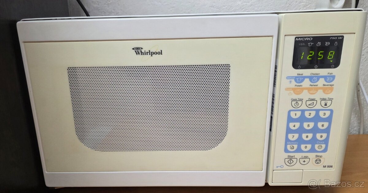 mikrovlná trouba Whirlpool + rychlovarná konev - 6