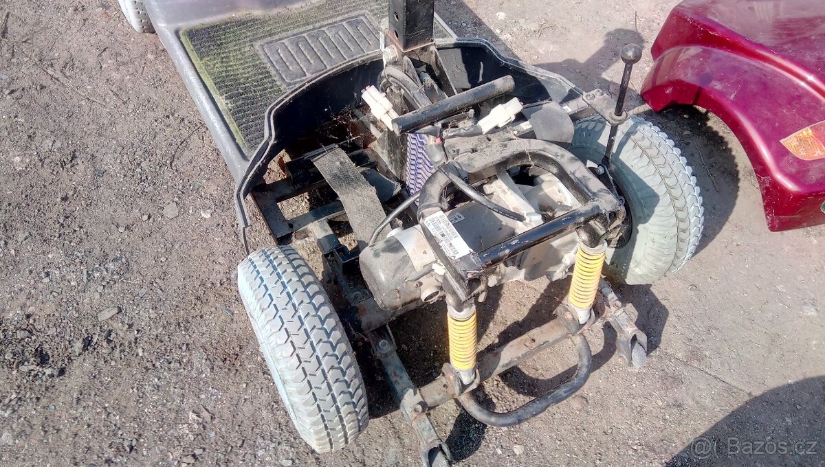 Elektrický invalidní vozík. - 6