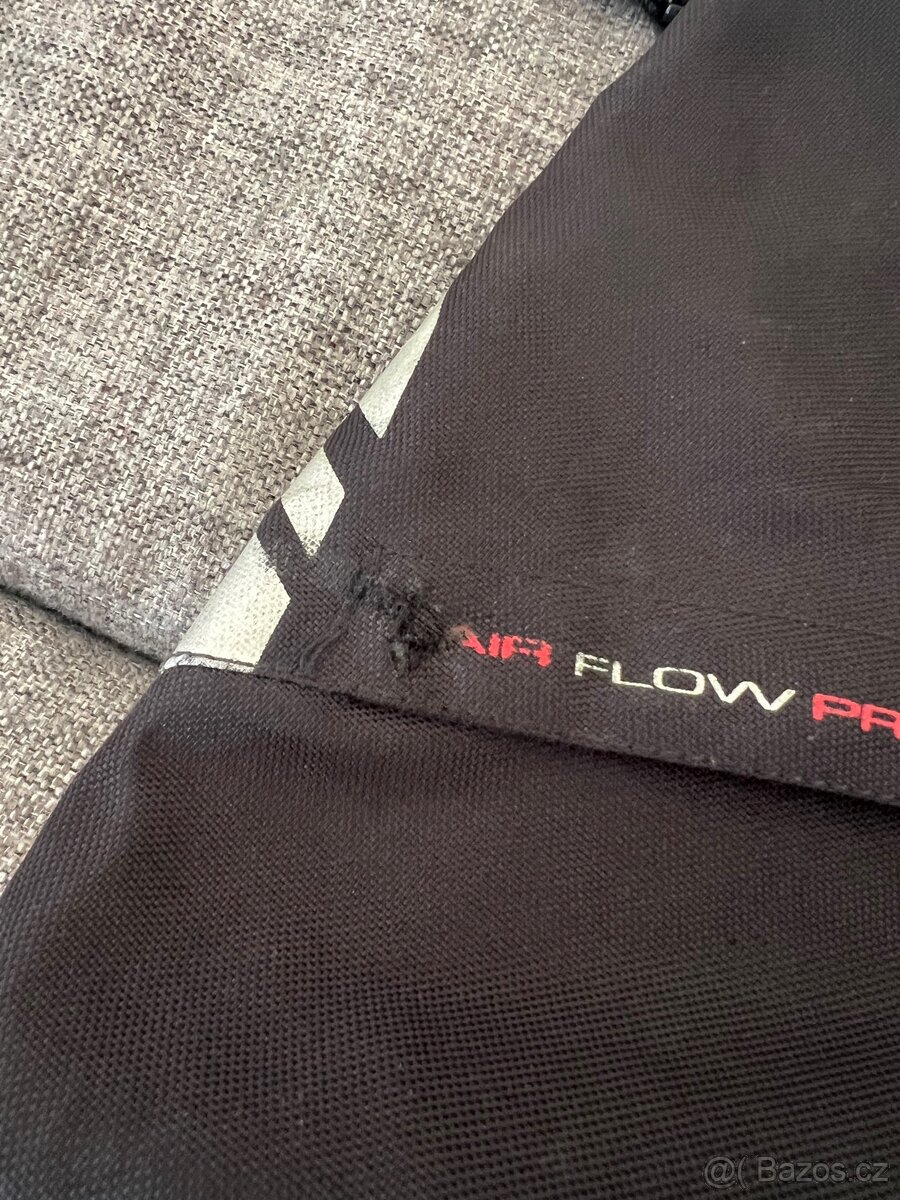 Motorkářská výbava - bunda a kalhoty Ixon, helma Airoh - 6